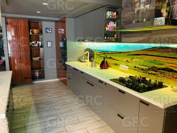 
  Продается 4-комн. квартира 130 м². Фото 6.
