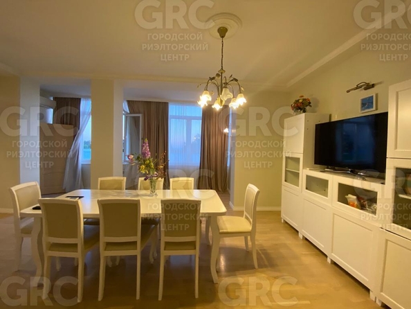 
  Продается 3-комн. квартира 112 м². Фото 1.