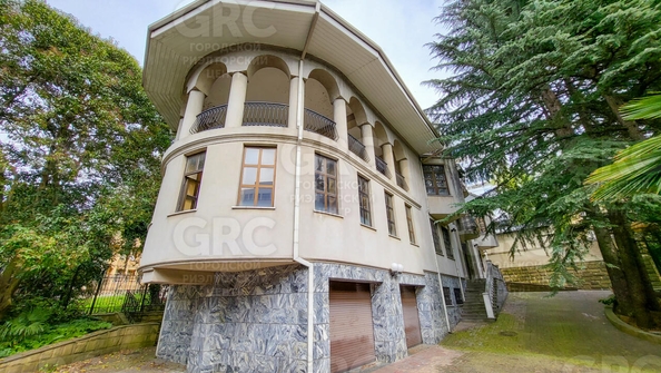 
  Продается дом 880 м². Фото 2.