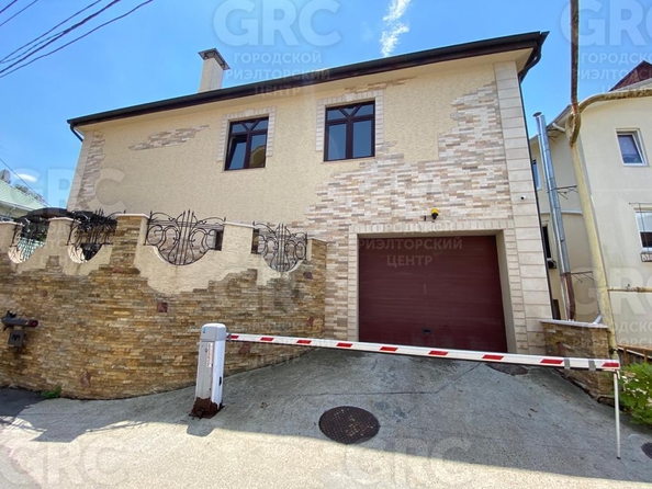 
  Продается дом 800 м². Фото 1.
