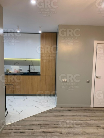 
  Продается 2-комн. квартира 54 м², в ЖК Министерские озера, дом 25. Фото 2.
