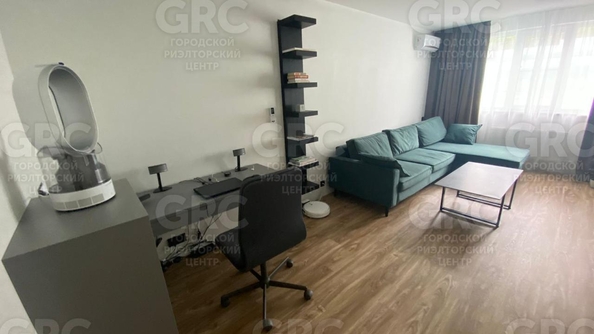 
  Продается студия 92 м². Фото 7.