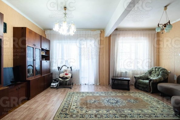 
  Продается 3-комн. квартира 92 м². Фото 1.