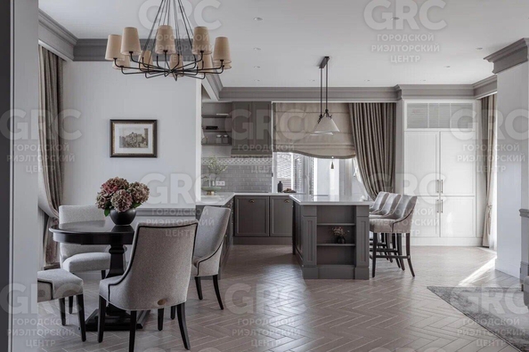 
  Продается дом 208 м². Фото 1.
