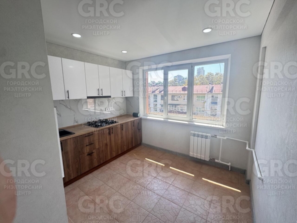 
  Продается 2-комн. квартира 56 м². Фото 2.
