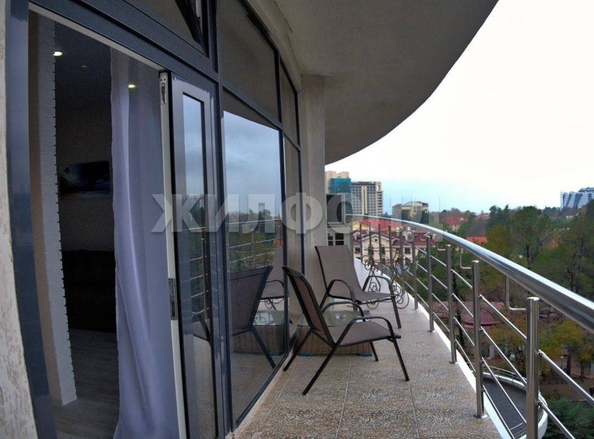 
  Продается 1-комн. квартира 52.3 м². Фото 1.