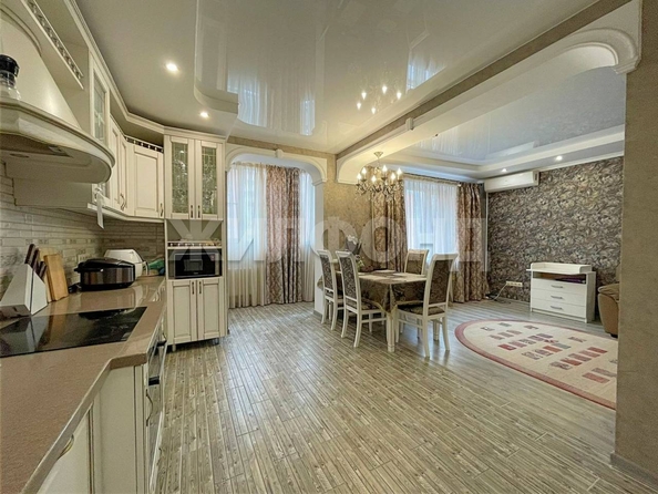 
  Продается 2-комн. квартира 63 м². Фото 2.