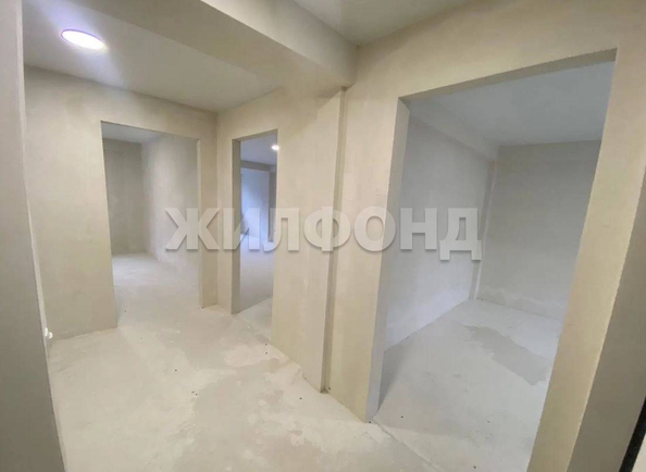 
  Продается 3-комн. квартира 93 м², в ЖК Министерские озера, дом 25. Фото 1.