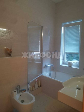 
  Продается 3-комн. квартира 135 м². Фото 1.