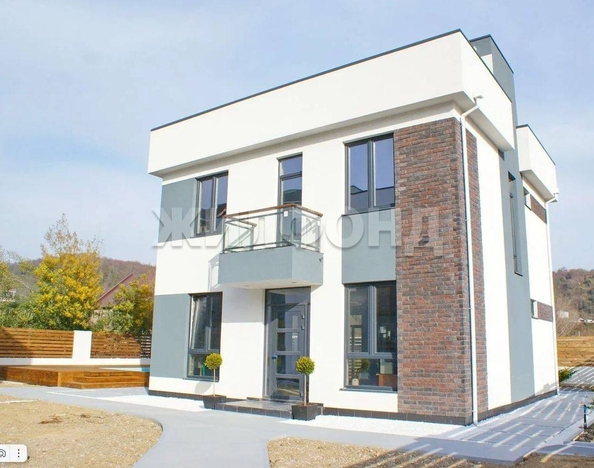 
  Продается дом 230 м². Фото 1.