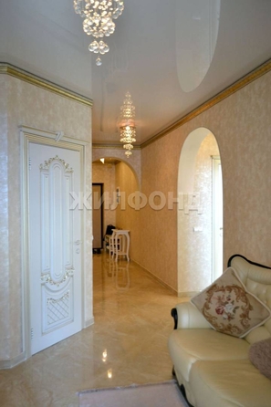 
  Сдается 3-комн. квартира 102 м². Фото 9.