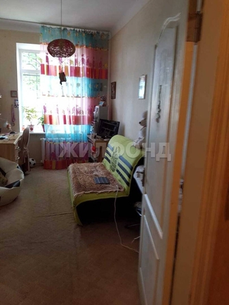 
  Продается 4-комн. квартира 94 м². Фото 1.
