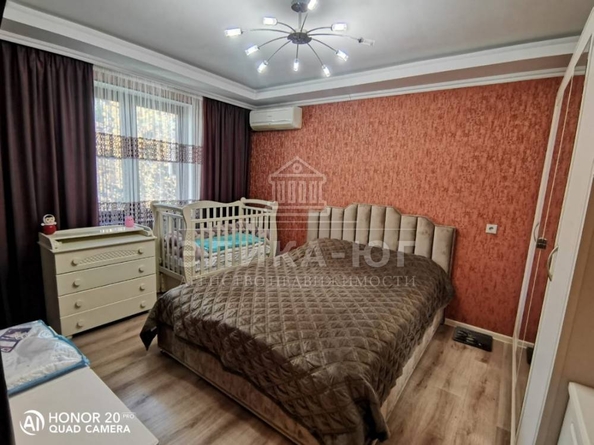 
   Продам 3-комнатную, 56 м², 2-й мкр

. Фото 16.