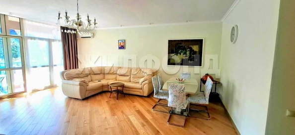 
  Продается 2-комн. квартира 86 м². Фото 1.