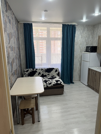 
  Сдам 1-комн. квартиру 42 м². Фото 1.