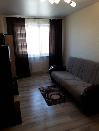
  Сдам 1-комн. квартиру 37 м². Фото 1.