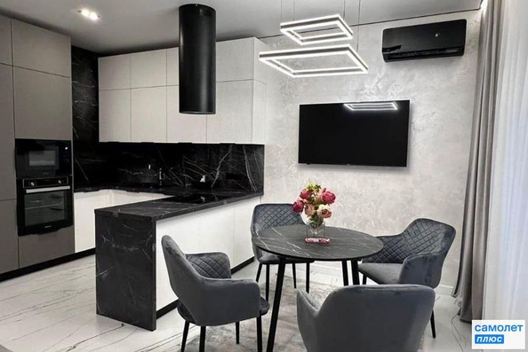 
  Продается 3-комн. квартира 83.3 м², в ЖК Золотой Берег, литер 1. Фото 2.