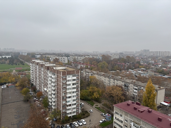 
  Продам 2-комн. квартиру 60.5 м². Фото 12.
