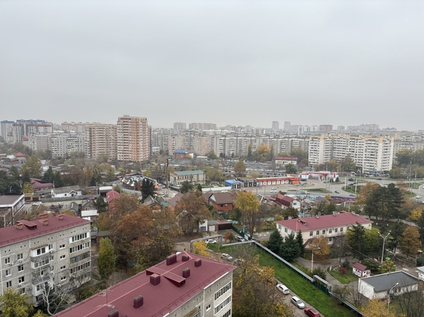 
  Продам 2-комн. квартиру 60.5 м². Фото 11.