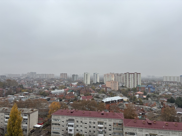 
  Продам 2-комн. квартиру 60.5 м². Фото 13.