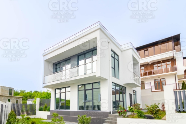 
  Продается коттедж 180 м². Фото 1.