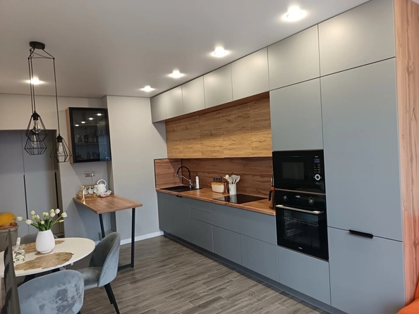 
  Продается 2-комн. квартира 64 м², в МКР Любимово, 16 квартал литер 1. Фото 2.