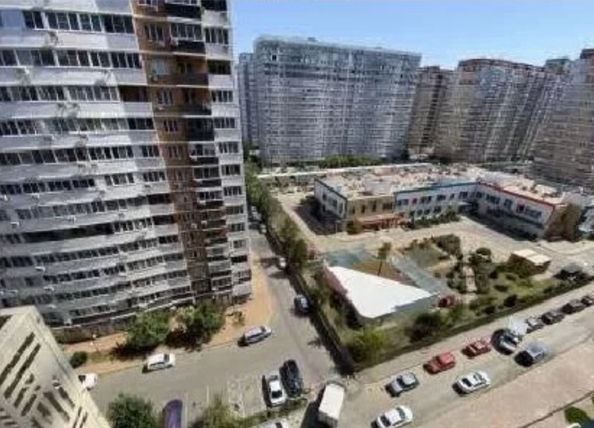 
  Продается 1-комн. квартира 50 м². Фото 2.