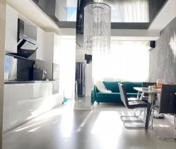 
  Продается 2-комн. квартира 93 м². Фото 1.