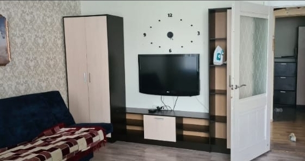 
  Продается 1-комн. квартира 65 м². Фото 1.