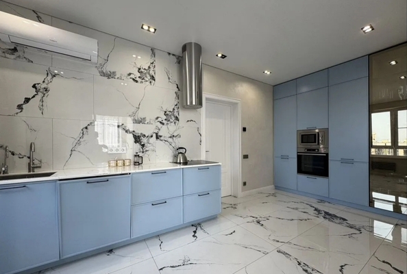 
  Продается 3-комн. квартира 85 м², в МКР Любимово, 12 квартал литер 2. Фото 1.