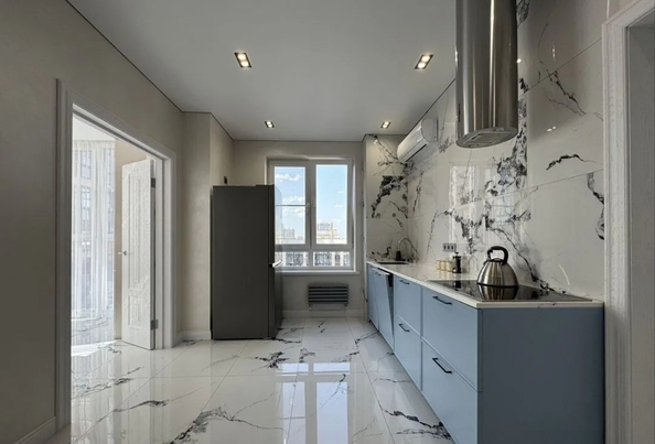 
  Продается 3-комн. квартира 85 м², в МКР Любимово, 12 квартал литер 2. Фото 2.