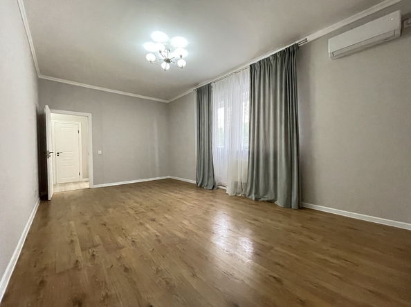 
  Продается 1-комн. квартира 50.5 м². Фото 1.