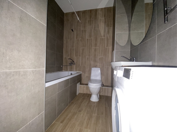 
  Продается 1-комн. квартира 40 м², в МКР Любимово, 16 квартал литер 1. Фото 2.