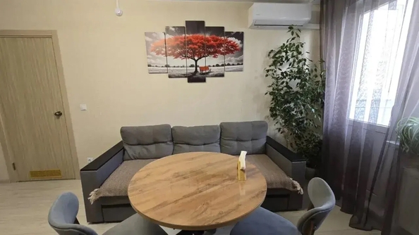 
  Продается 2-комн. квартира 55.9 м². Фото 1.