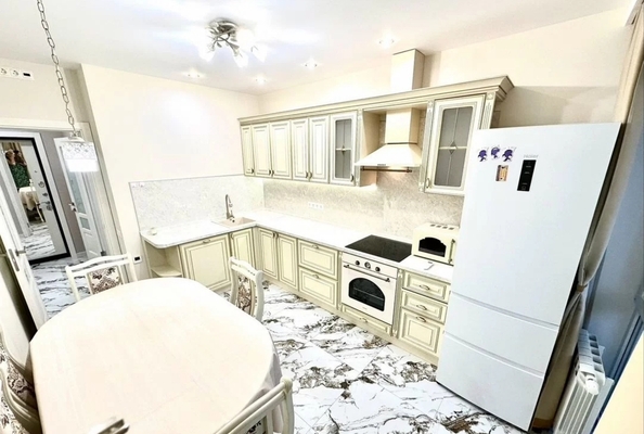 
  Продается 2-комн. квартира 70 м². Фото 1.