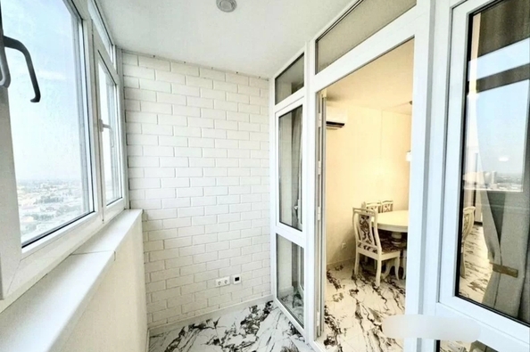 
  Продается 2-комн. квартира 70 м². Фото 2.