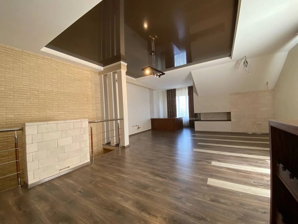 
  Продается дом 227 м². Фото 1.