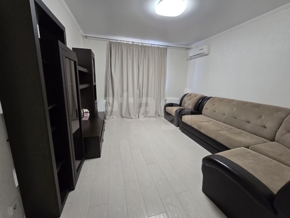 
  Продается 2-комн. квартира 60.3 м². Фото 1.