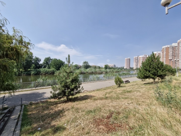 
  Продается 3-комн. квартира 130 м². Фото 36.