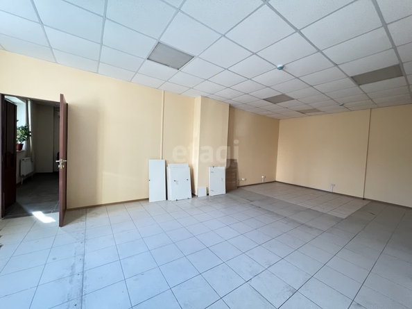 
  Продается офис 35.8 м². Фото 1.