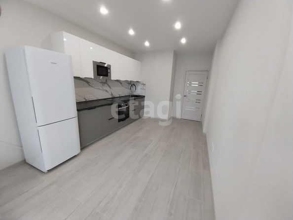 
  Продается 2-комн. квартира 80 м², в МКР Любимово, 16 квартал литер 1. Фото 5.
