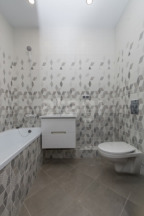 
  Продается 2-комн. квартира 80 м², в МКР Любимово, 16 квартал литер 1. Фото 13.