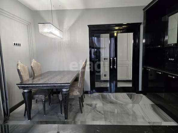 
  Продается 4-комн. квартира 136.8 м². Фото 4.