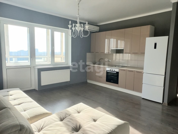 
  Продается 2-комн. квартира 78.2 м². Фото 1.