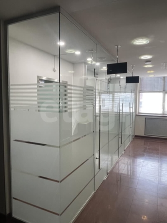 
  Сдается универсальное помещение 700 м². Фото 13.