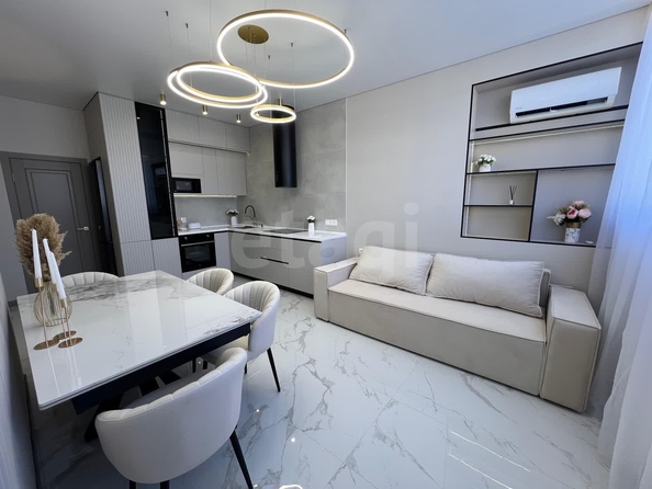 
  Продается 2-комн. квартира 66.4 м². Фото 1.