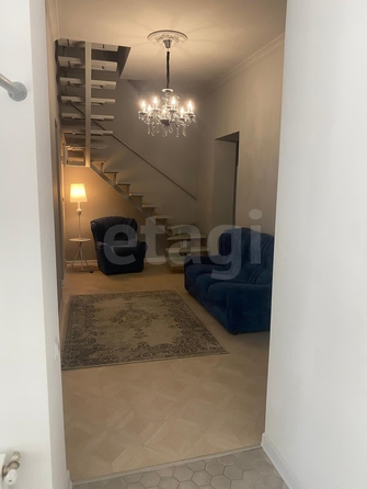 
  Продается 4-комн. квартира 200 м². Фото 2.
