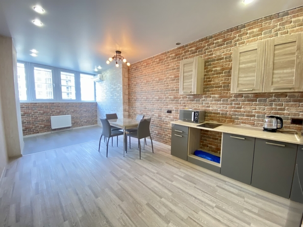 
  Продается 2-комн. квартира 67.2 м². Фото 1.