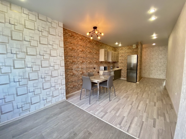 
  Продается 2-комн. квартира 67.2 м². Фото 2.