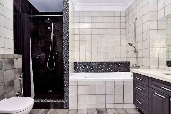
  Продается 3-комн. квартира 180 м². Фото 13.